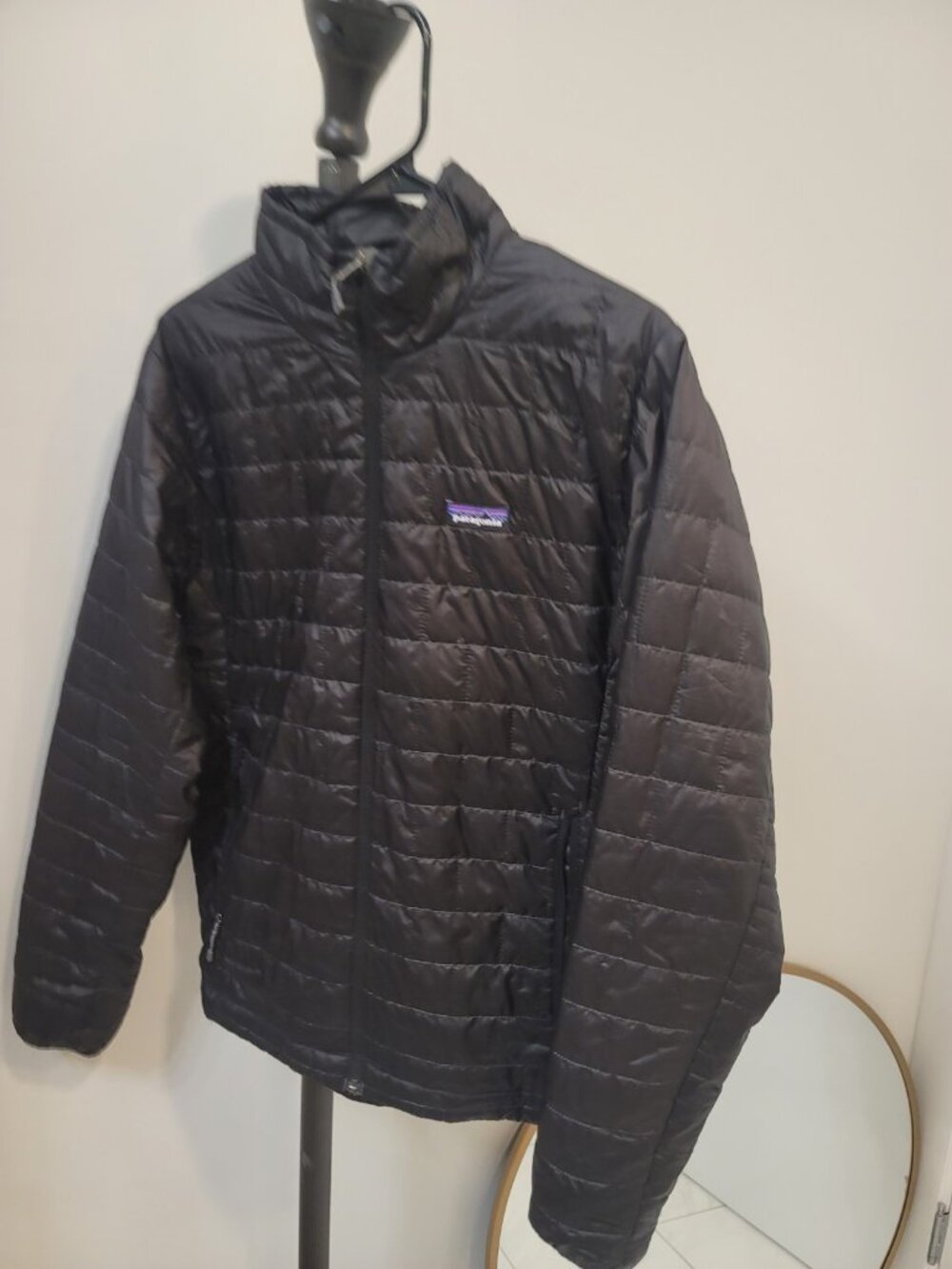 Patagonia Nano Puff Jacket Forge Black Mens Medium Puffer 84212 FA18 PrimaLoft - Picture 2 of 4